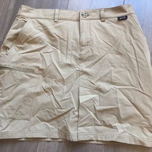 EMS skort